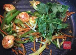 泰式鲜虾汉堡的做法图解5