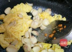 芡实炒蛋的做法图解4