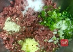 酱肉包子馅的做法图解1