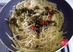 酸菜炒土豆丝的做法图解10