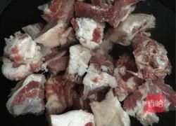 羊肉汤的做法图解1