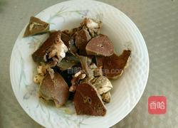 尖椒炒肺子的做法图解1