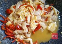 平菇炒鸡蛋的做法图解6