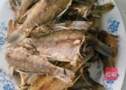 酱焖酥鲫鱼的做法图解3