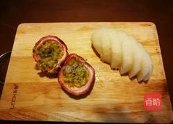 百香果梨汁的做法图解2