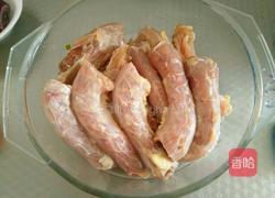 孜然鸡脖的做法图解2