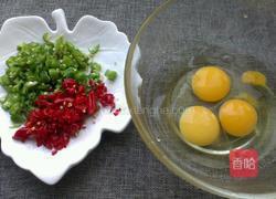 小尖椒炒鸡蛋的做法图解2