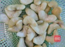 红烧菱角的做法图解1