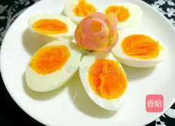 Illustration of how to cook eggs in a rice cooker 9