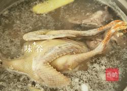 虫草鸽子汤的做法图解3