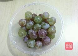 葡萄冰沙的做法图解1