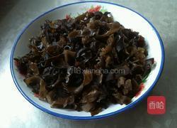 芥末油拌木耳的做法图解5