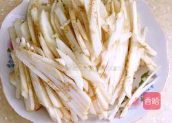 青红椒炒茄丝的做法图解2