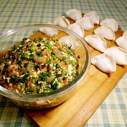 韭菜鸡蛋虾仁饺子馅的做法[图]