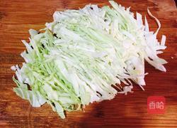 卷心菜炒饭的做法图解2