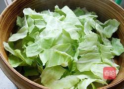 圆白菜回锅肉的做法图解4