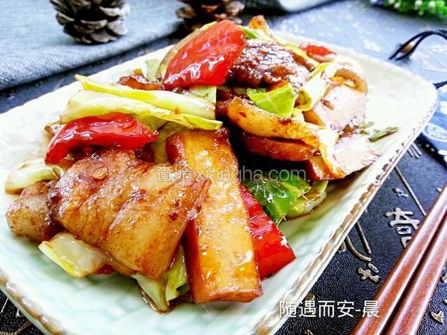 我去盛米饭喽！