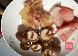 焖冬菇的做法图解1