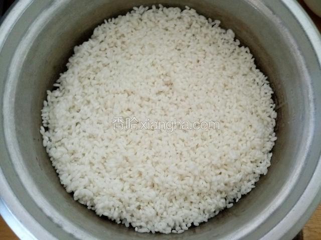再放入大米