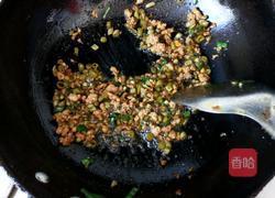 酸豆角肉沫打卤面的做法图解6