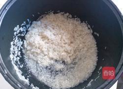 香菇鸡肉饭的做法图解4