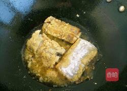 带鱼炖白菜的做法图解7