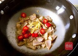 蒜台炒腊肉的做法图解6