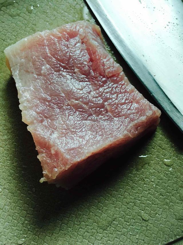 里脊肉洗净