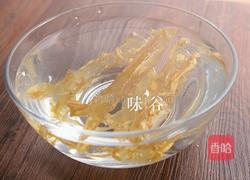 花胶炖鲜奶的做法图解2