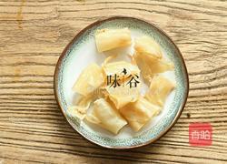 花胶炖鲜奶的做法图解3