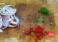 木耳洋葱的做法图解2