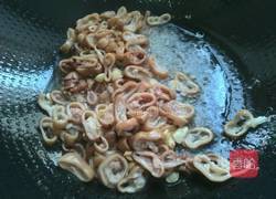 酸菜炒猪大肠的做法图解7