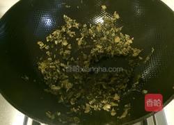鱿鱼炒咸菜的做法图解5