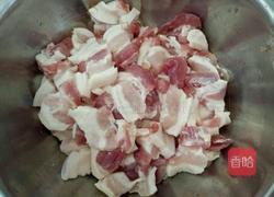 时蔬五花肉煲仔饭的做法图解3