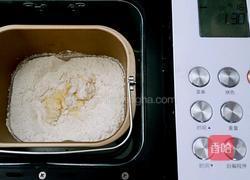 奶香土司的做法图解3