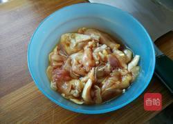 鸡腿肉炒笋瓜的做法图解2