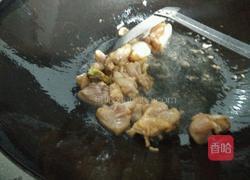鸡腿肉炒笋瓜的做法图解5