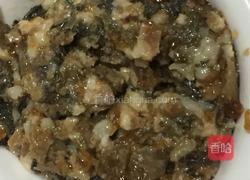 梅菜扣肉饼的做法图解5