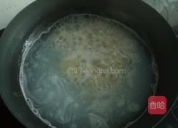 火腿肠炒冷面的做法图解1