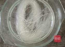 蒜蓉花蛤蒸粉丝的做法图解1