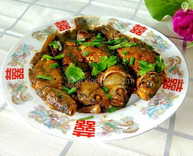 酥焖鲫鱼