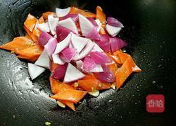胡萝卜炒洋葱的做法图解6