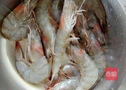菠萝虾的做法图解1