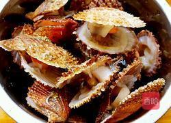 香菇酱蒸扇贝的做法图解1