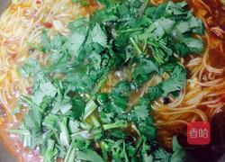 酸辣米线的做法图解17