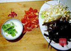 海带豆芽汤的做法图解1