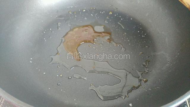 小火炒出糖色