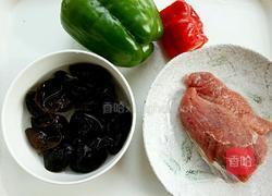肉丝炒青椒的做法图解1