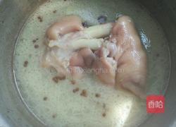土豆焖猪脚的做法图解3