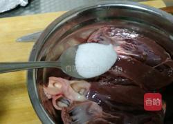 盐焗猪心的做法图解3